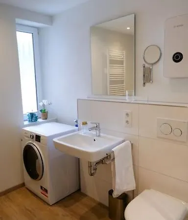 Mosel Two - Mis Apartment